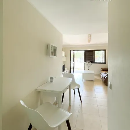 Apartamento B-rent Royal 2 Bed Pool Barbecue & Relax