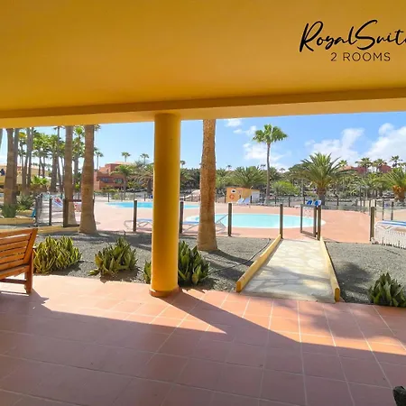 B-rent Royal 2 Bed Pool Barbecue & Relax Apartamento